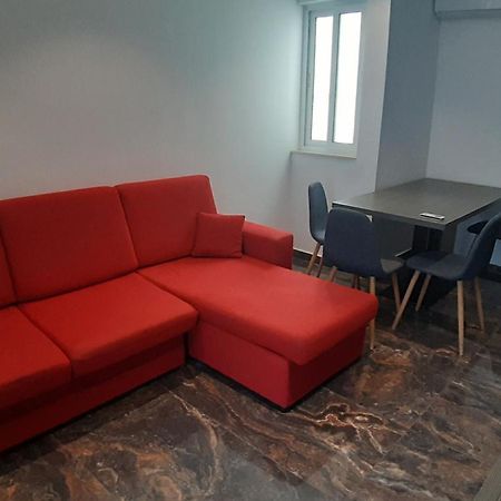 Hub Apartment San Ġiljan Kamer foto