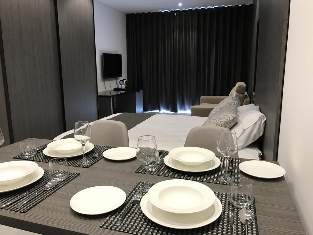 Hub Apartment San Ġiljan Buitenkant foto