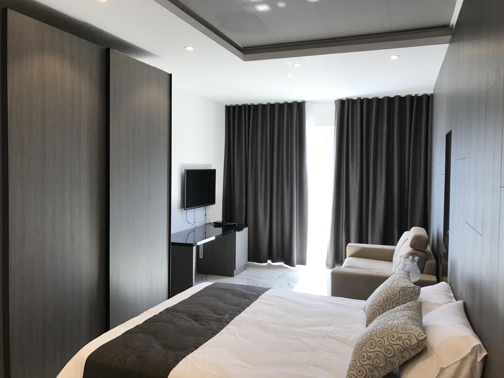 Hub Apartment San Ġiljan Buitenkant foto